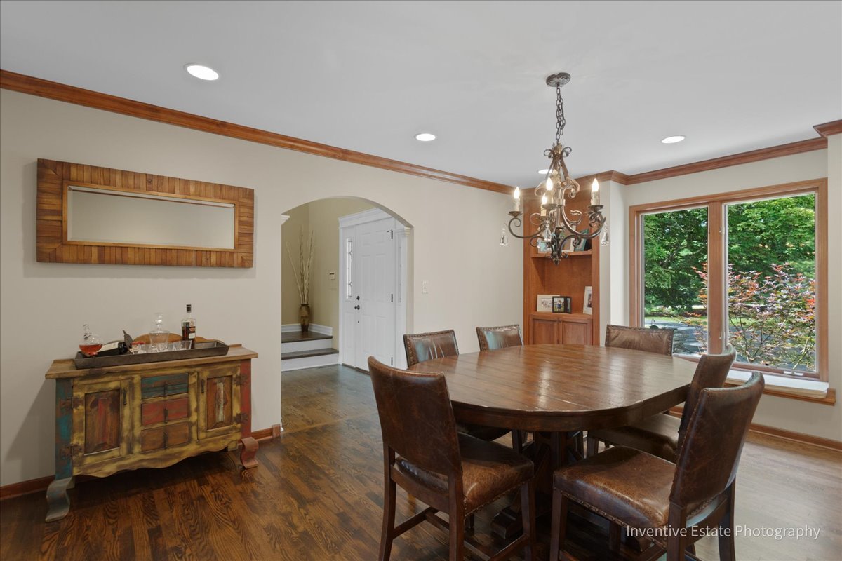 6N729 Old Homestead Road, St. Charles, IL 60175
