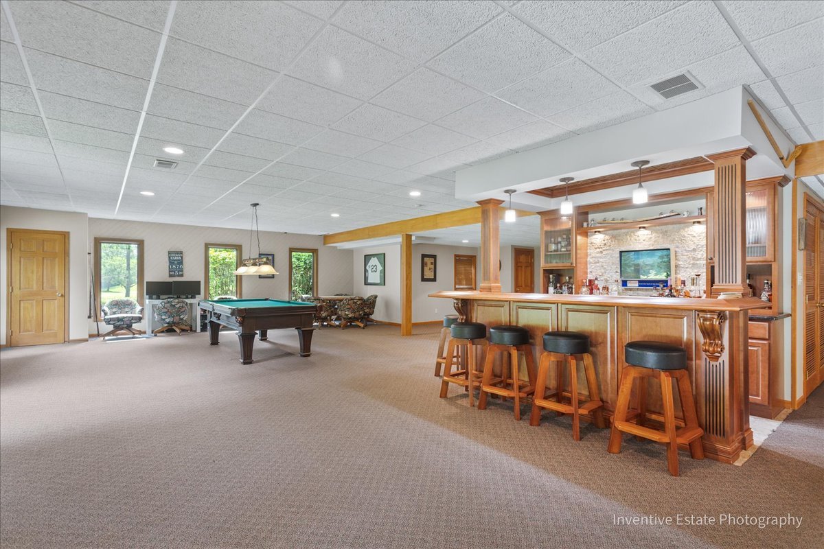 6N729 Old Homestead Road, St. Charles, IL 60175