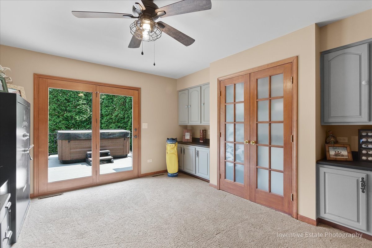 6N729 Old Homestead Road, St. Charles, IL 60175