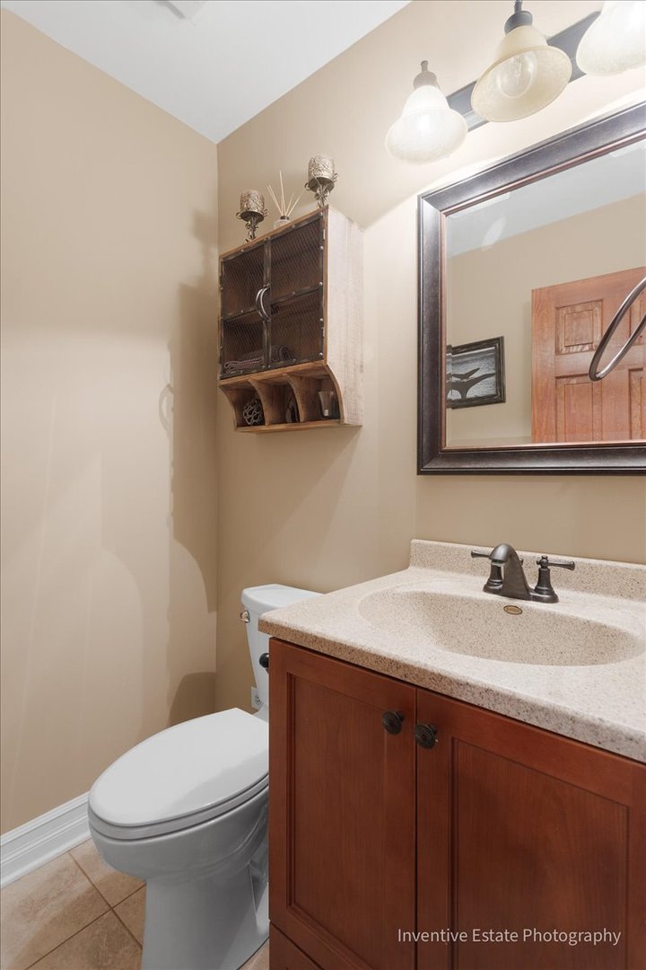 6N729 Old Homestead Road, St. Charles, IL 60175