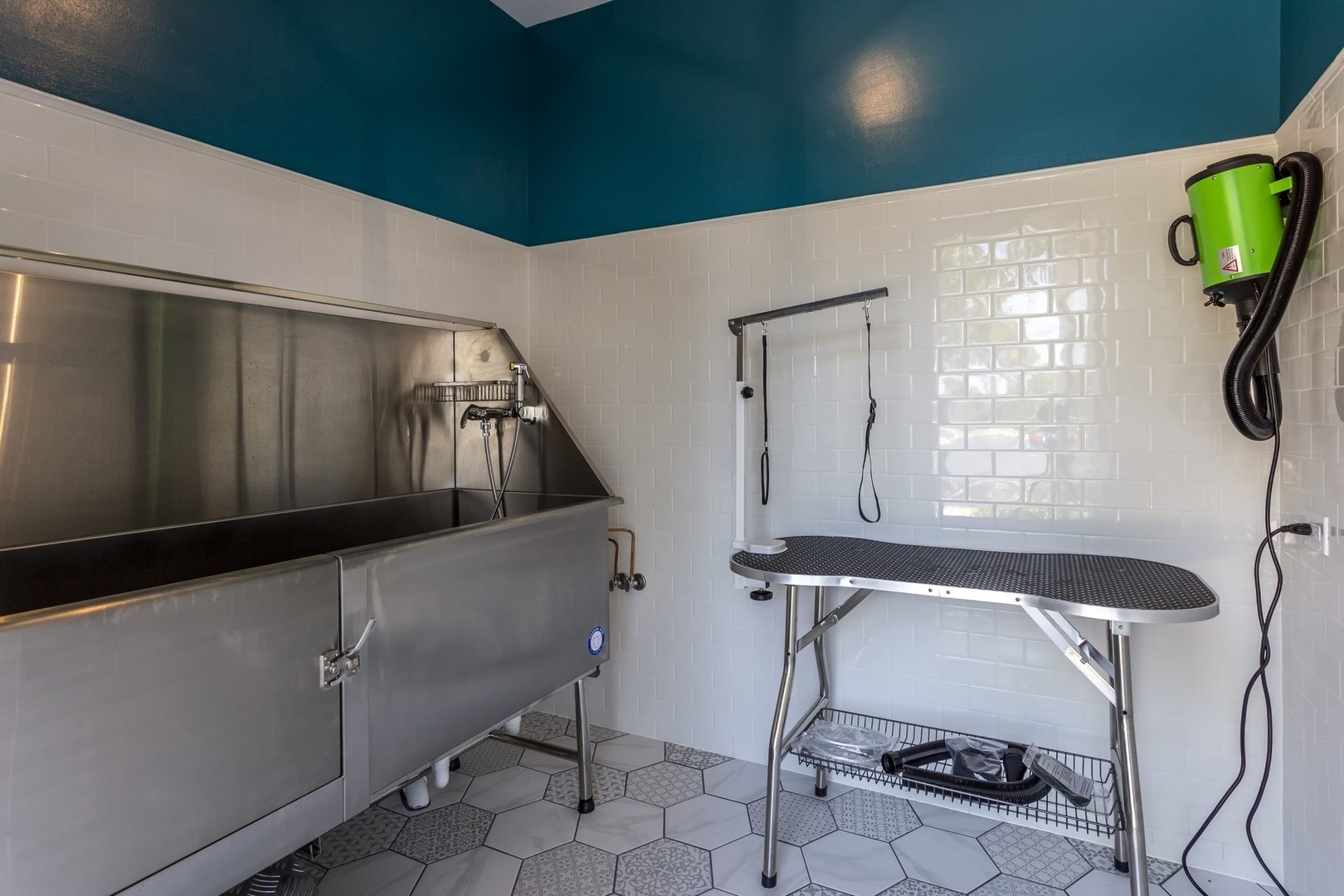 194 Bach Court #194, Wheaton, IL 60189