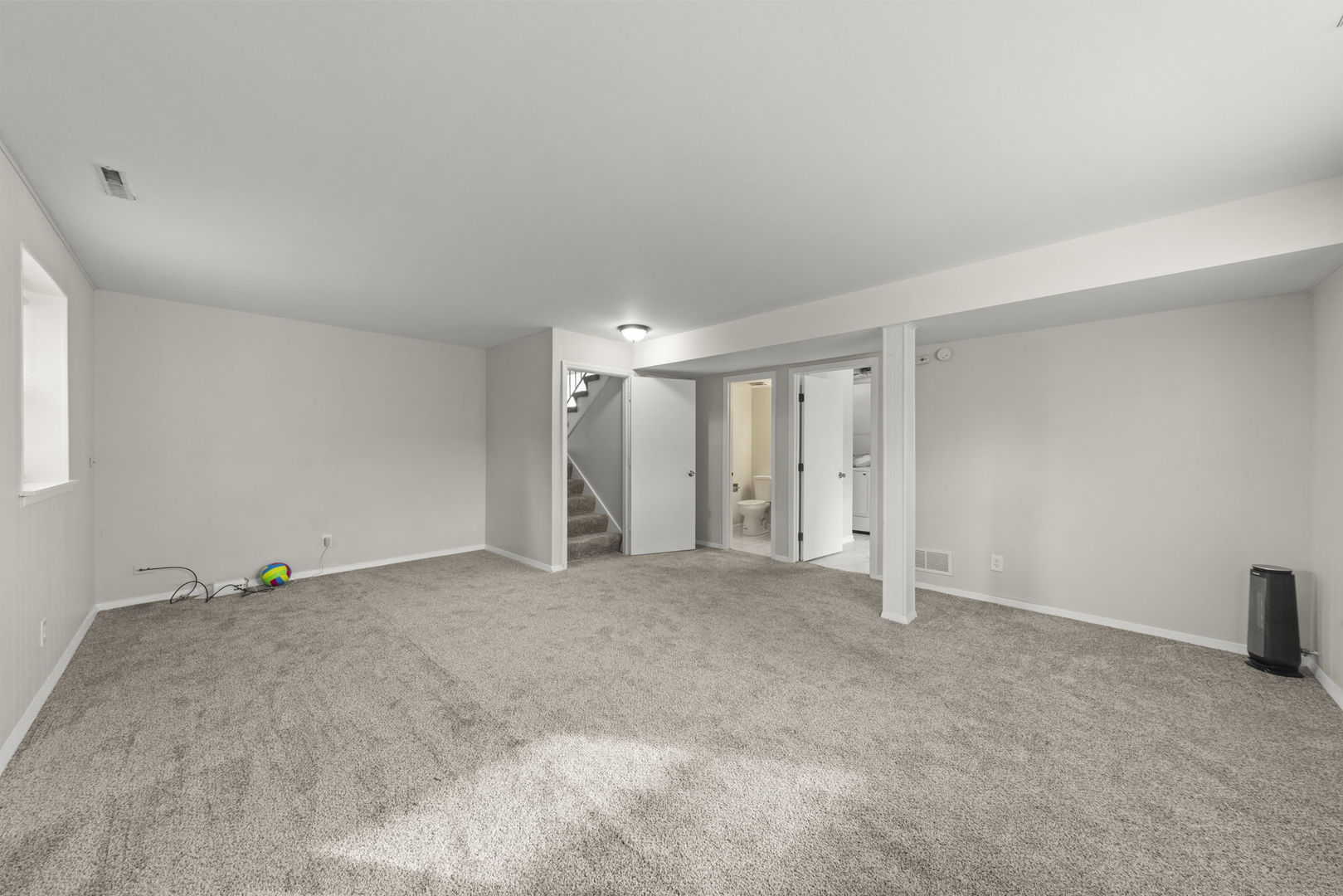 5201 W Dartmoor Drive, McHenry, IL 60050