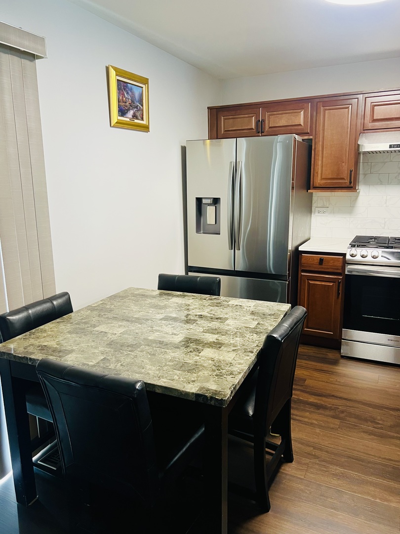 91 W Big Horn Drive, Hainesville, IL 60073