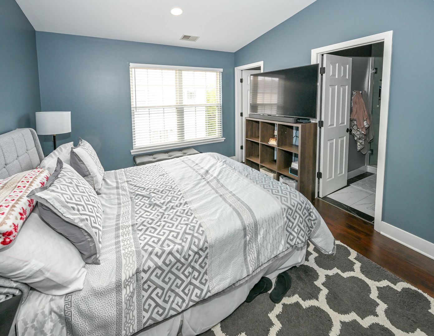 91 W Big Horn Drive, Hainesville, IL 60073