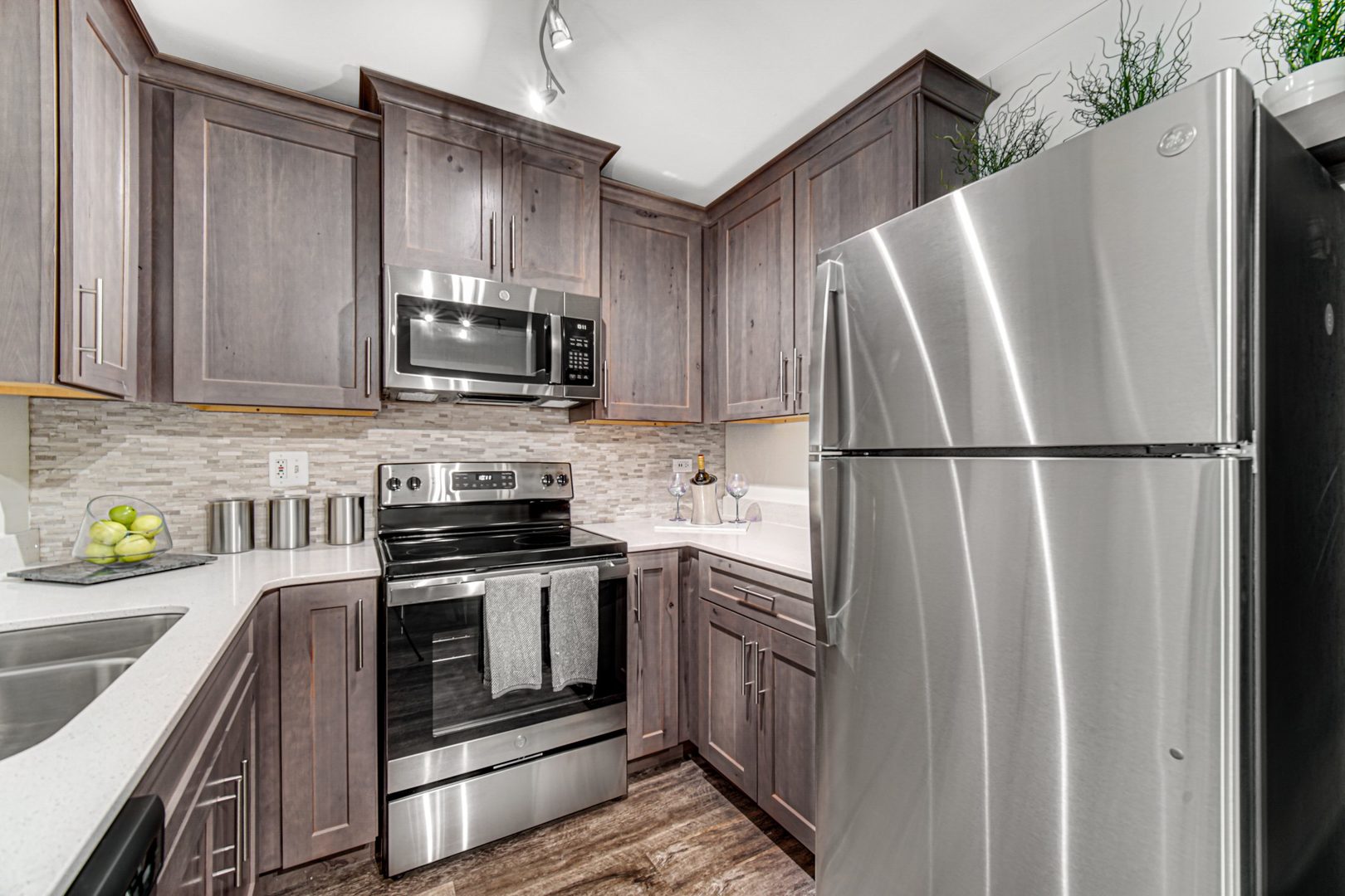 122 Brahms Circle #122, Wheaton, IL 60189