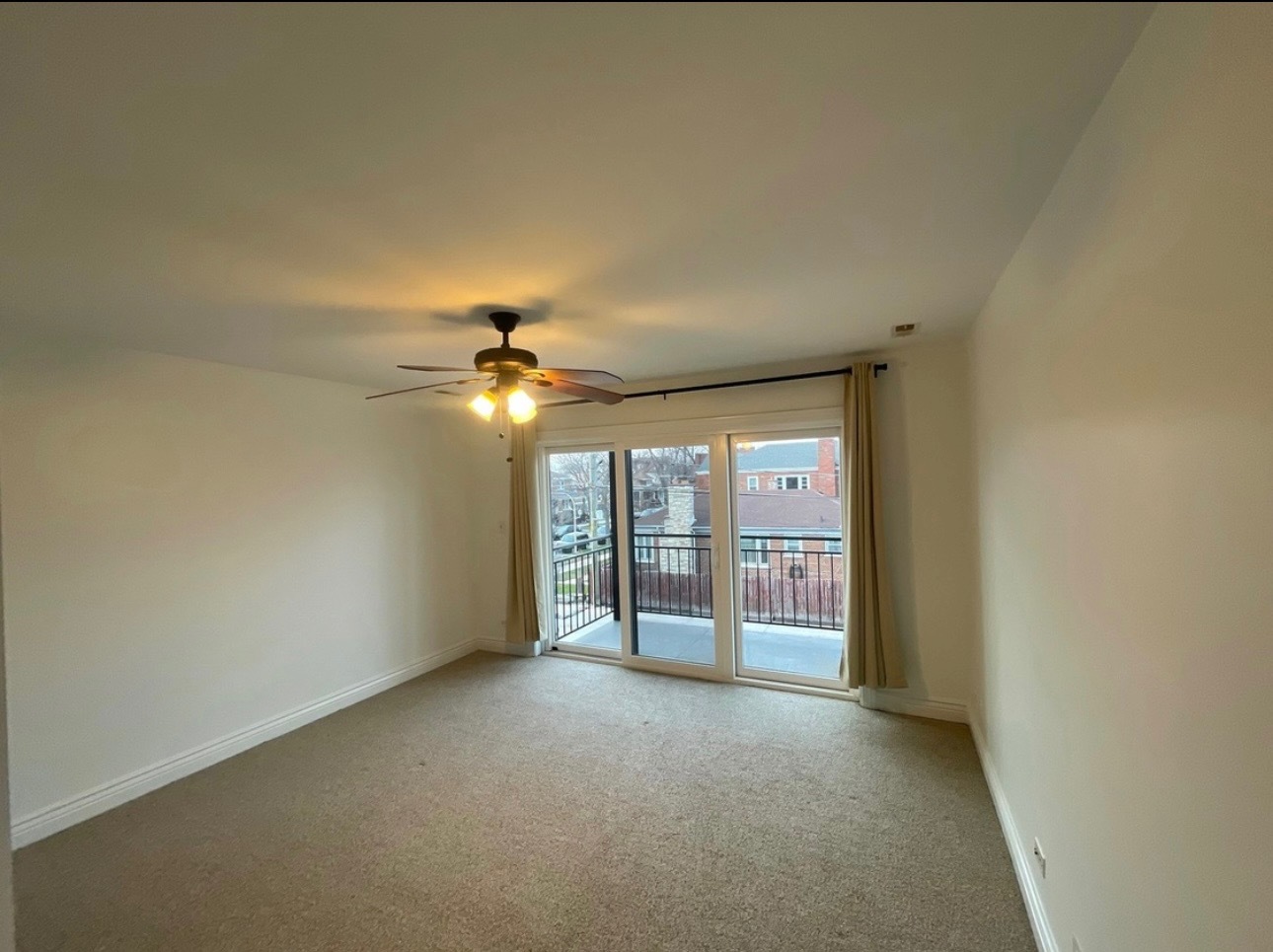 5652 W 63rd Street #2W, Chicago, IL 60638
