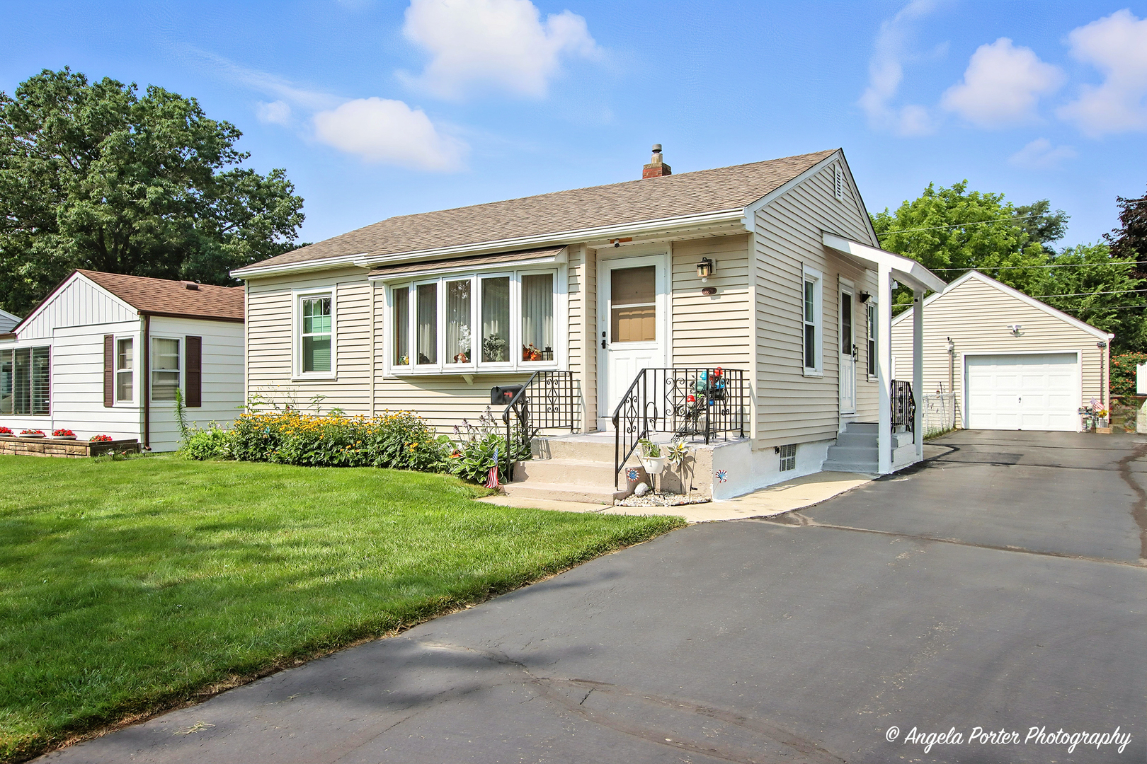 1028 Franklin Avenue, Winthrop Harbor, IL 60096