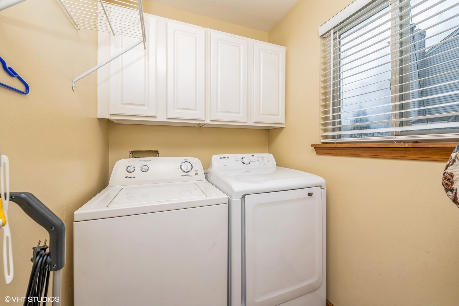 10036 Ashley Court, Huntley, IL 60142