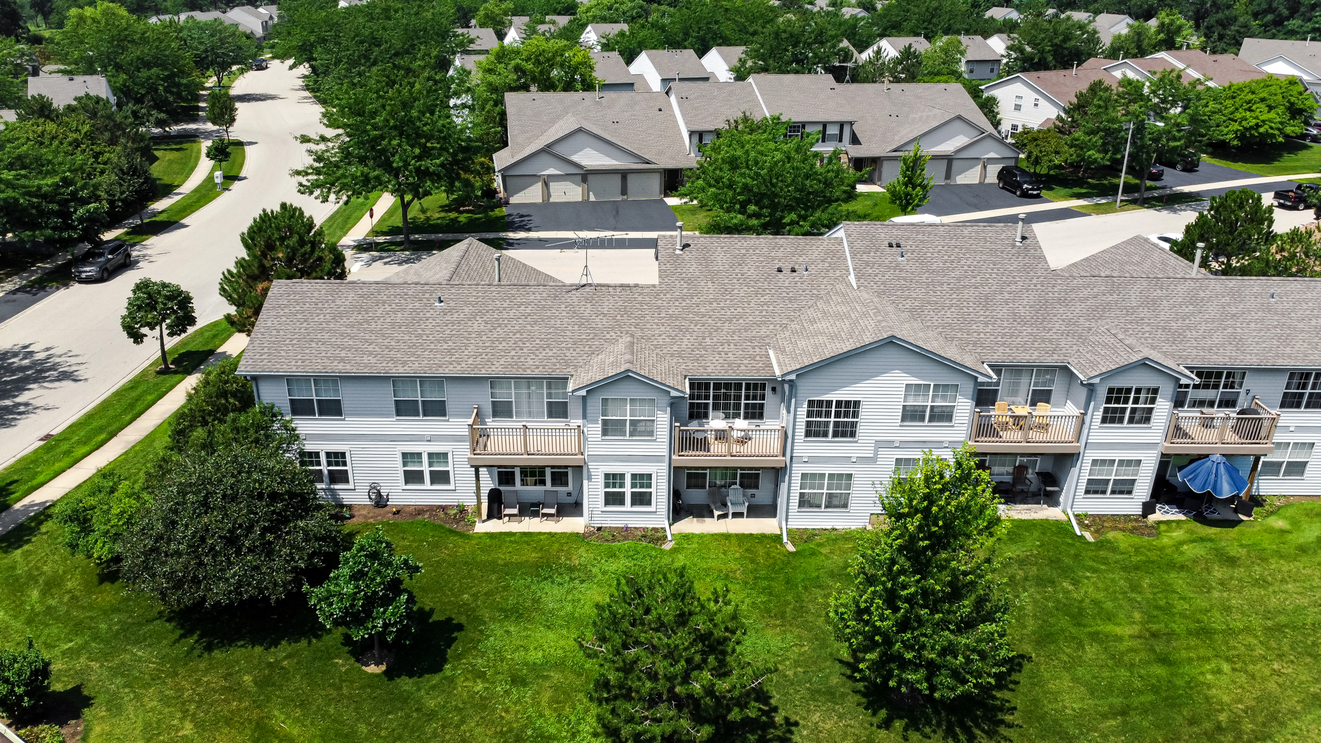 1324 N Red Oak Circle #3, Round Lake Beach, IL 60073