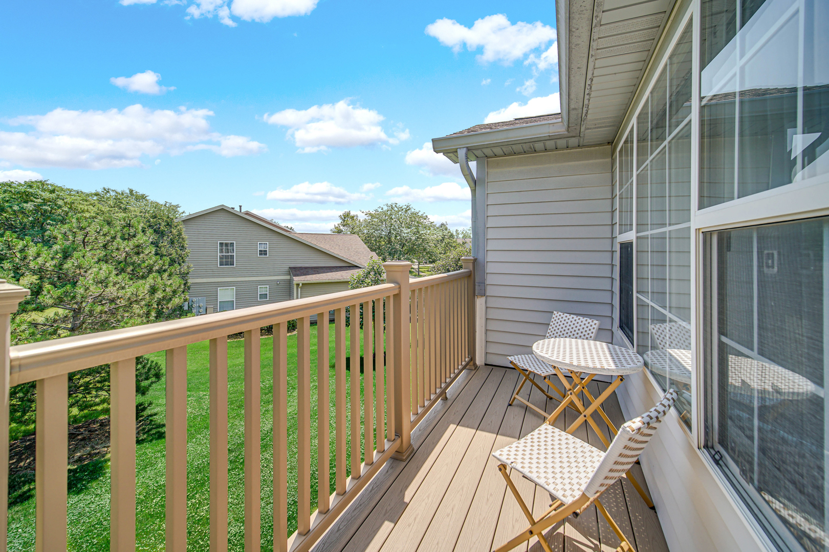 1324 N Red Oak Circle #3, Round Lake Beach, IL 60073