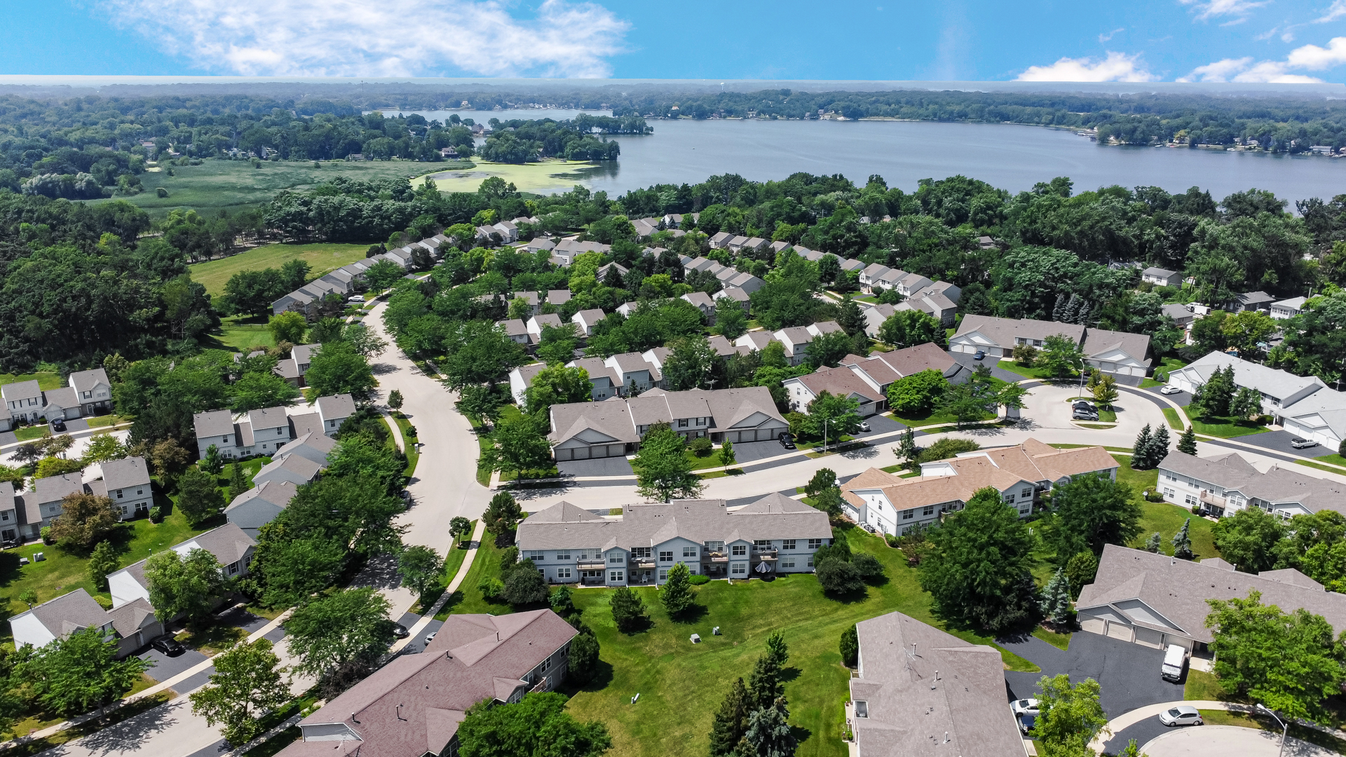 1324 N Red Oak Circle #3, Round Lake Beach, IL 60073