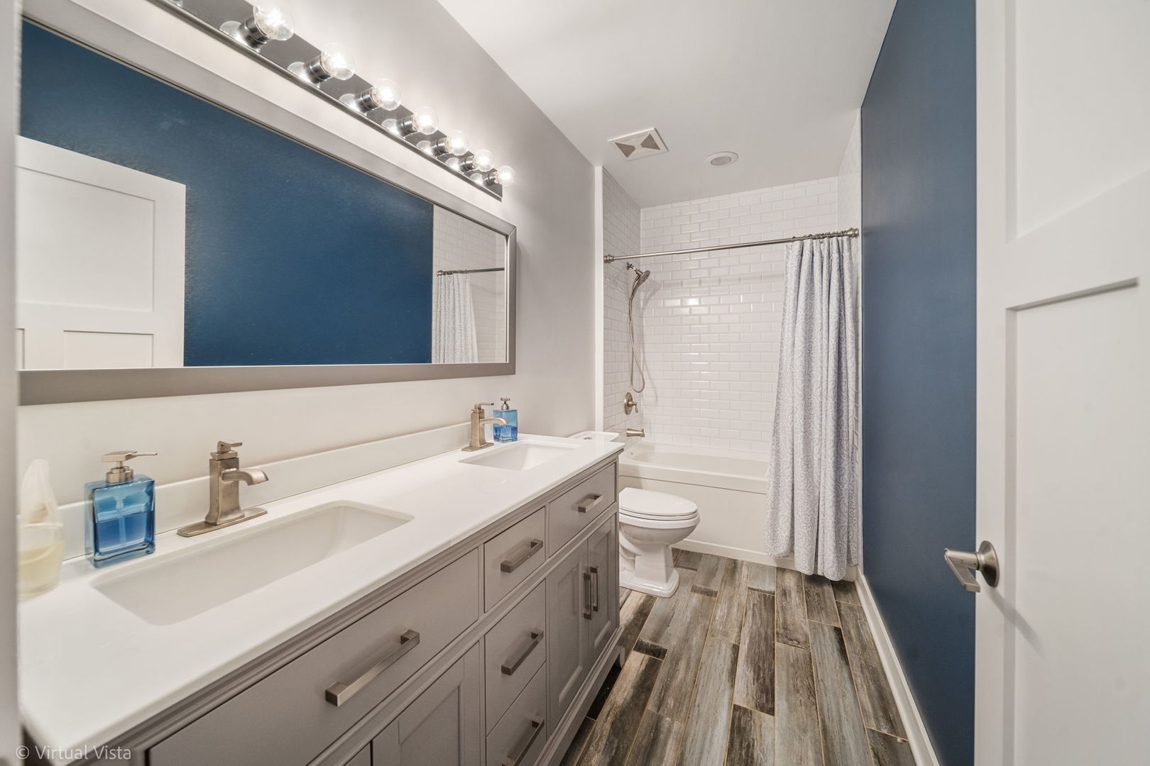 965 Rogers Street #402, Downers Grove, IL 60515