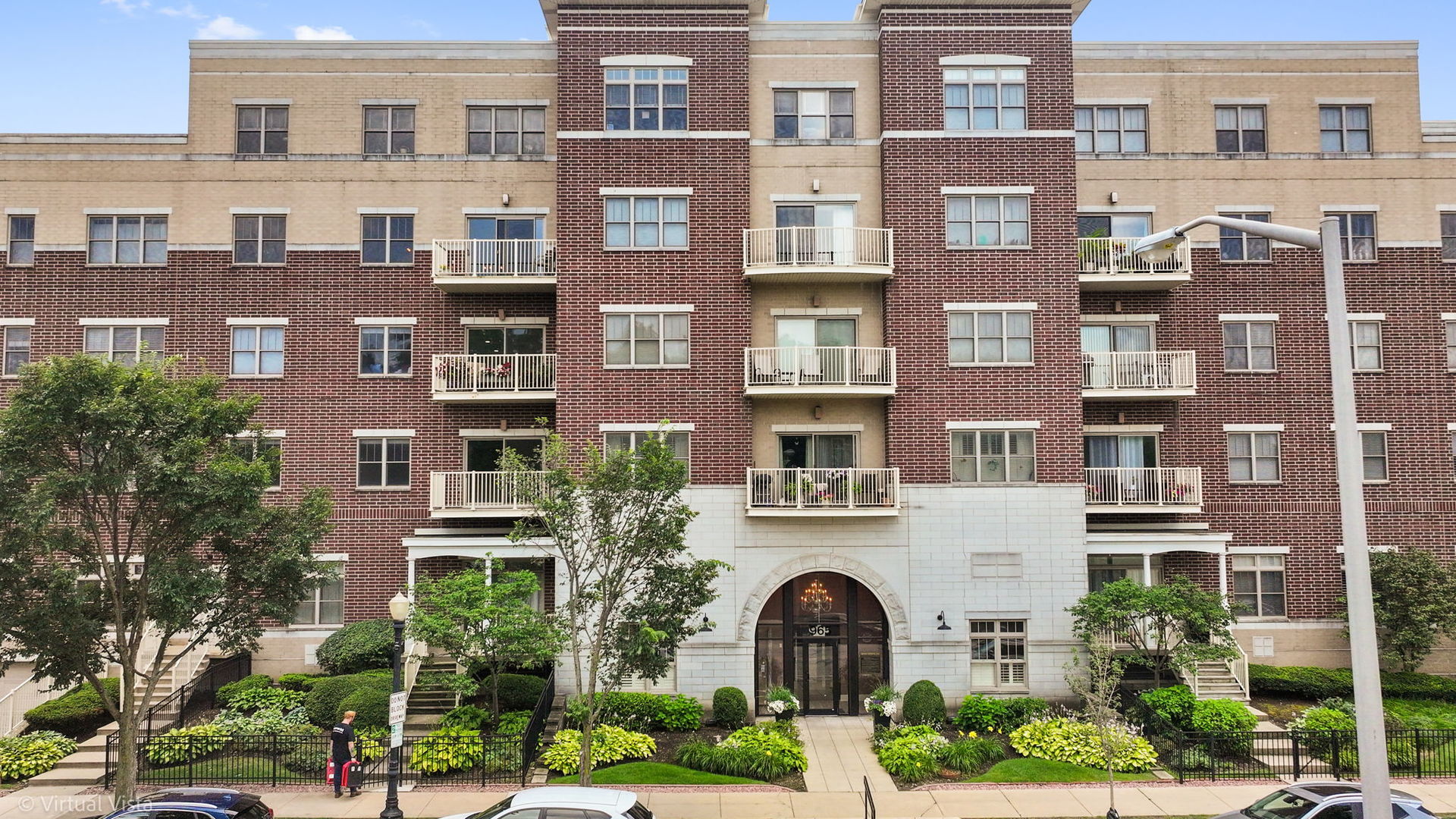 965 Rogers Street #402, Downers Grove, IL 60515