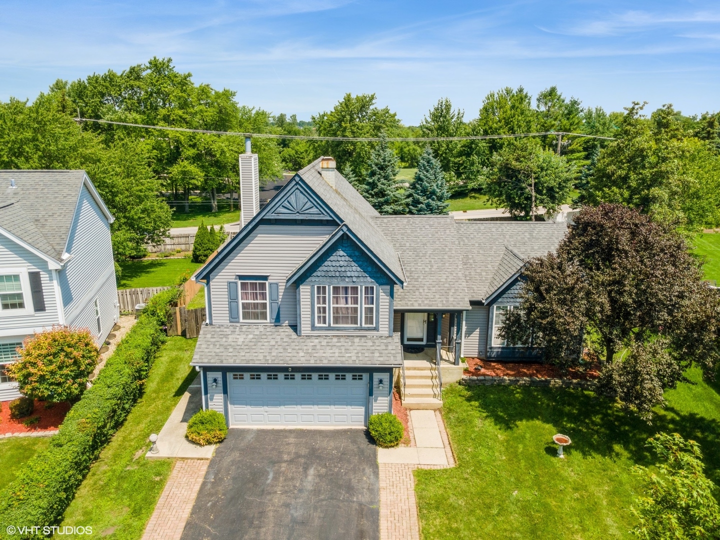272 Village Lane, Bartlett, IL 60103