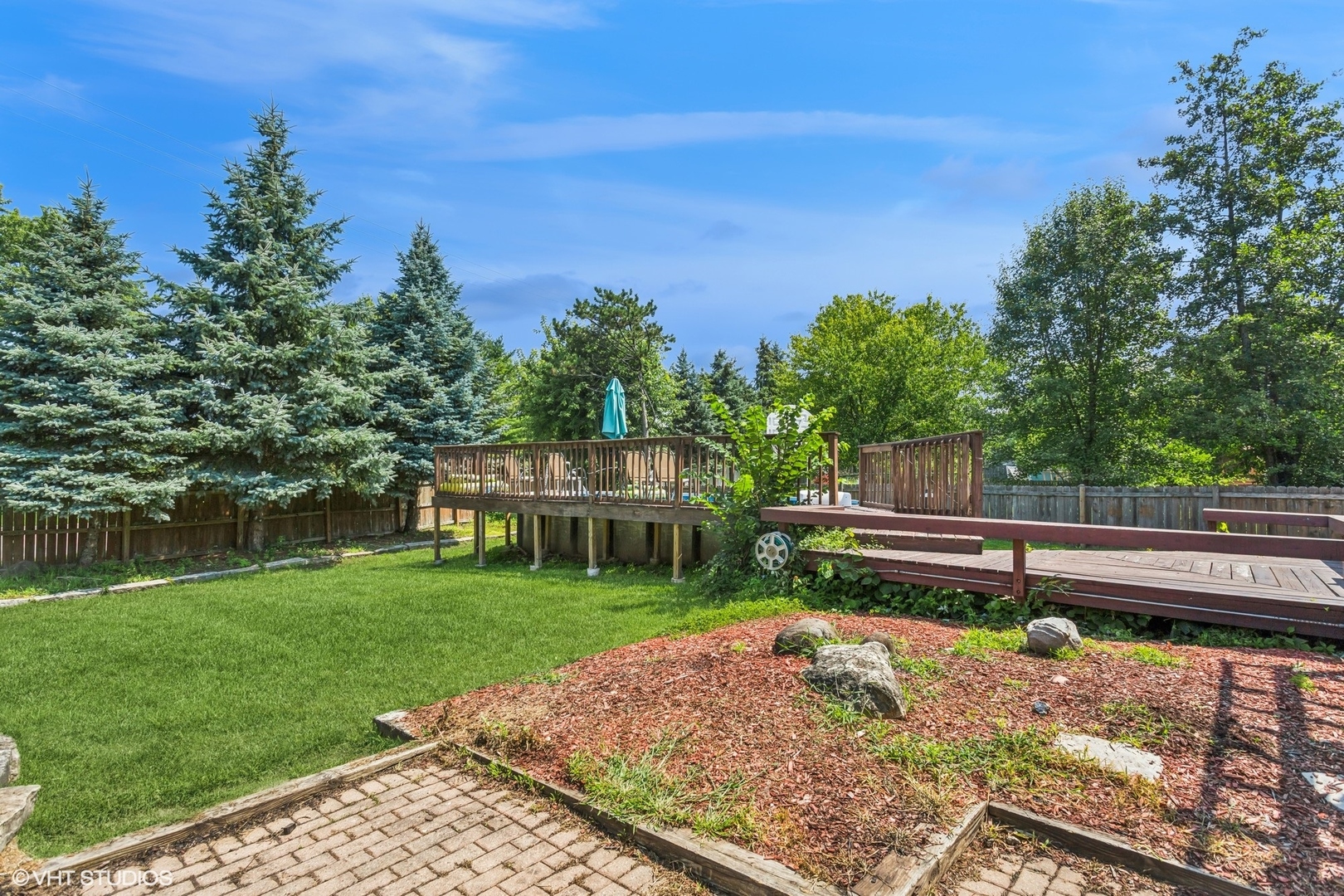 272 Village Lane, Bartlett, IL 60103