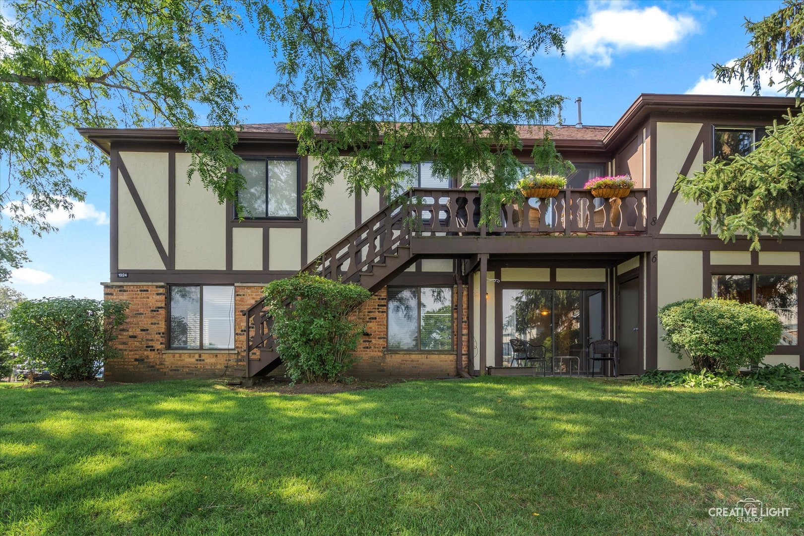 1924 N Hidden Creek Circle #6-76, Palatine, IL 60074