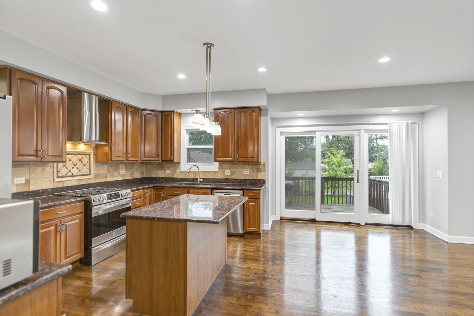 315 E Madison Street, Lombard, IL 60148