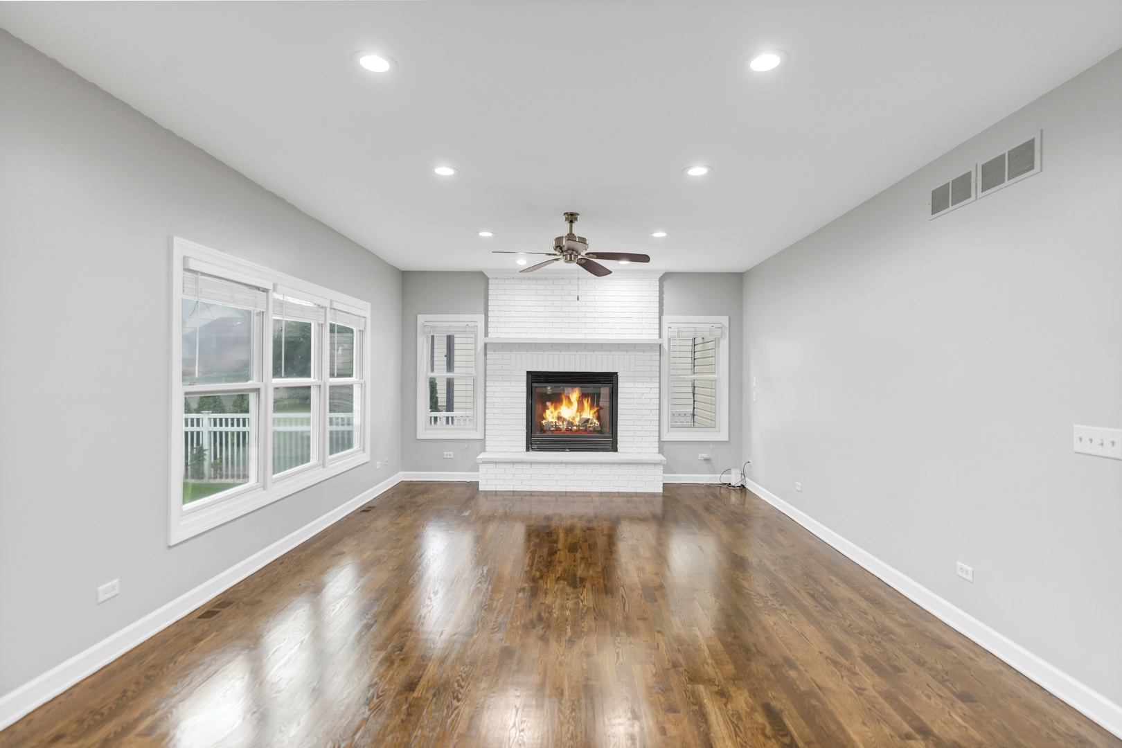 315 E Madison Street, Lombard, IL 60148