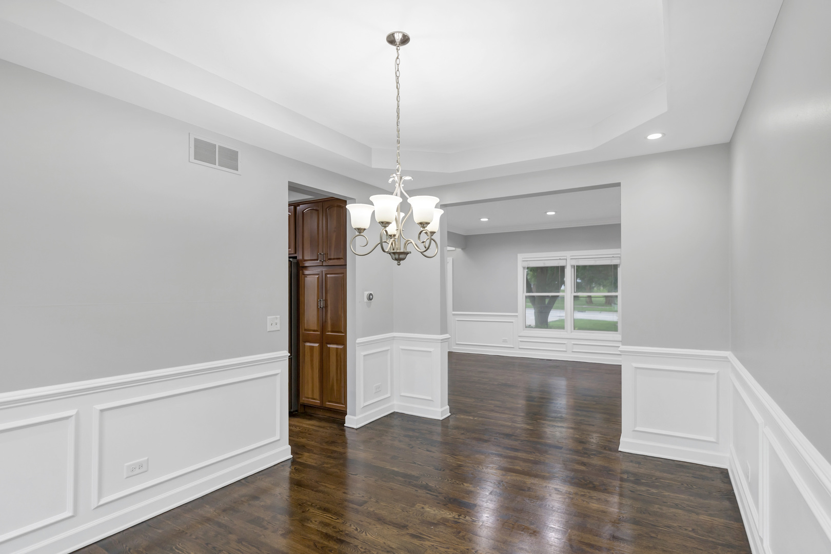 315 E Madison Street, Lombard, IL 60148
