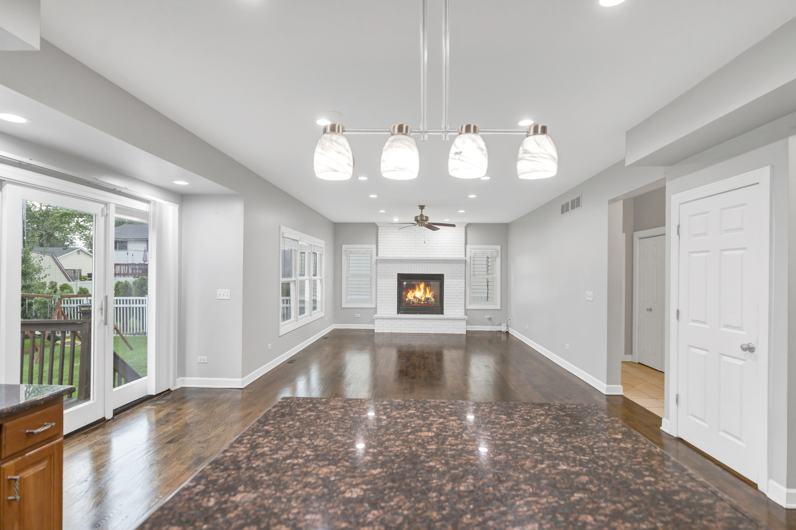 315 E Madison Street, Lombard, IL 60148