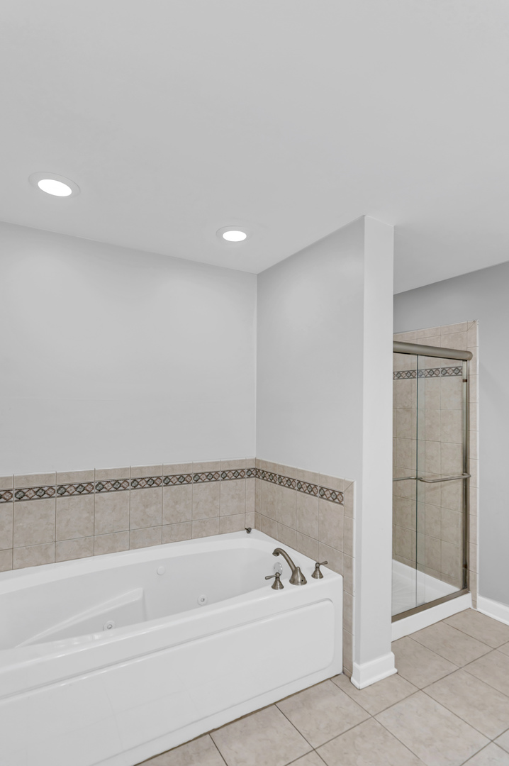 315 E Madison Street, Lombard, IL 60148