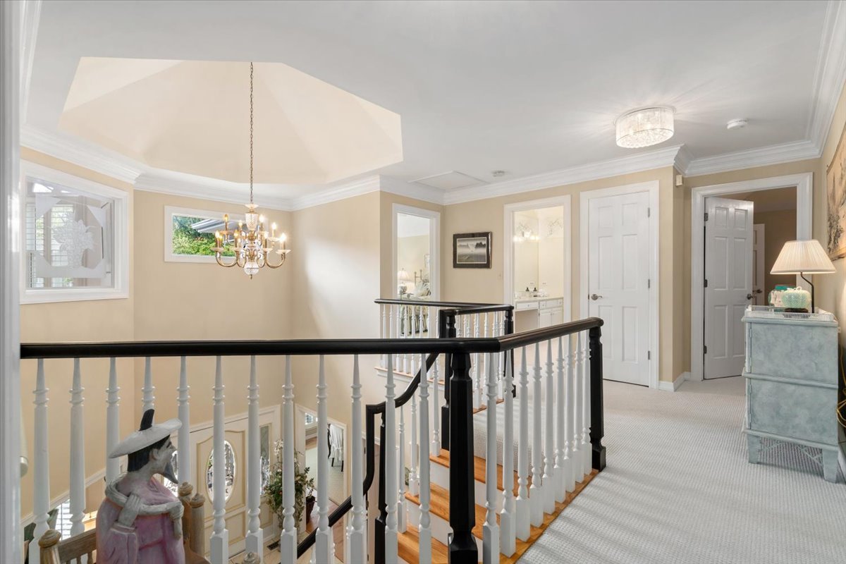 1006 Thoroughbred Circle, St. Charles, IL 60174