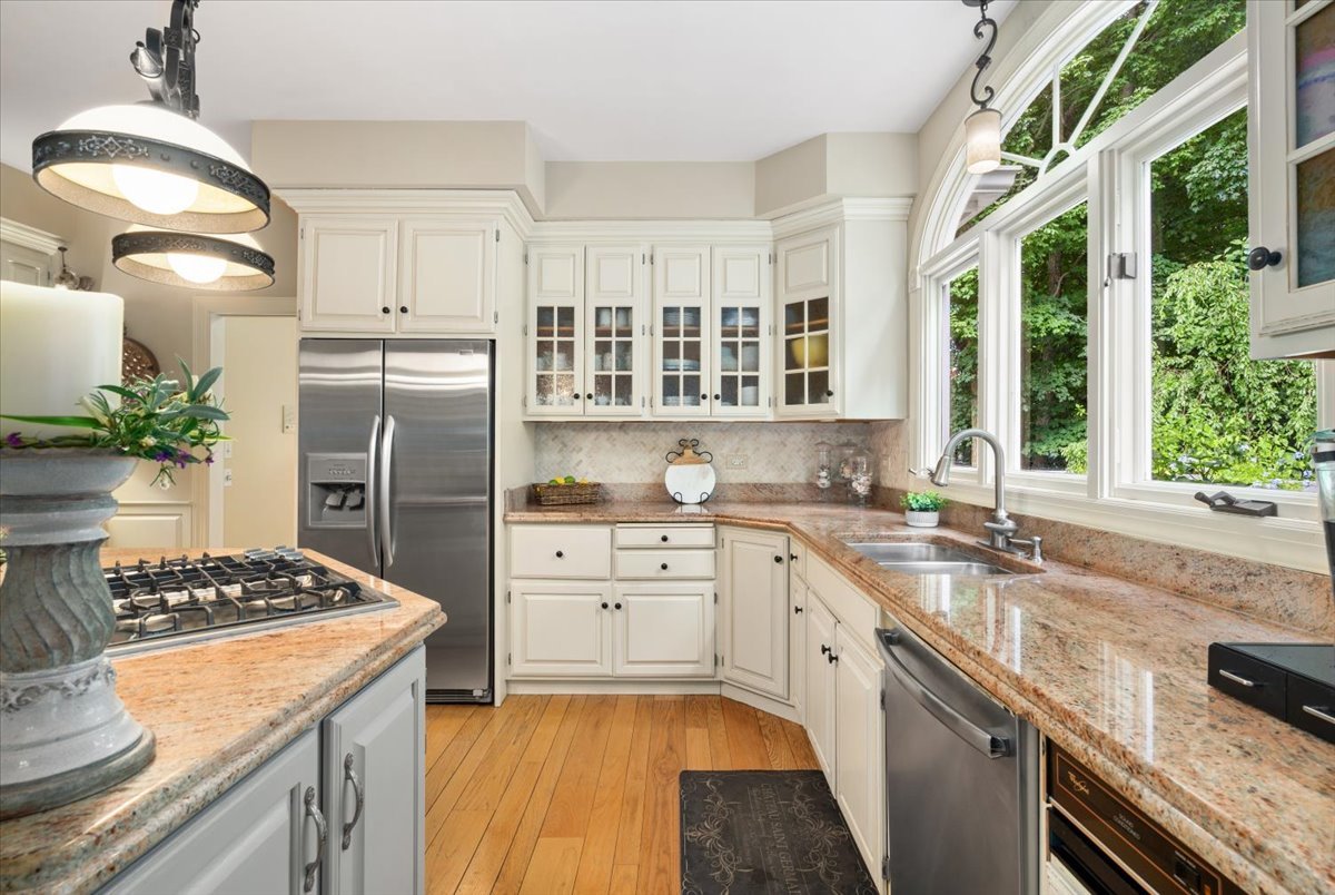 1006 Thoroughbred Circle, St. Charles, IL 60174