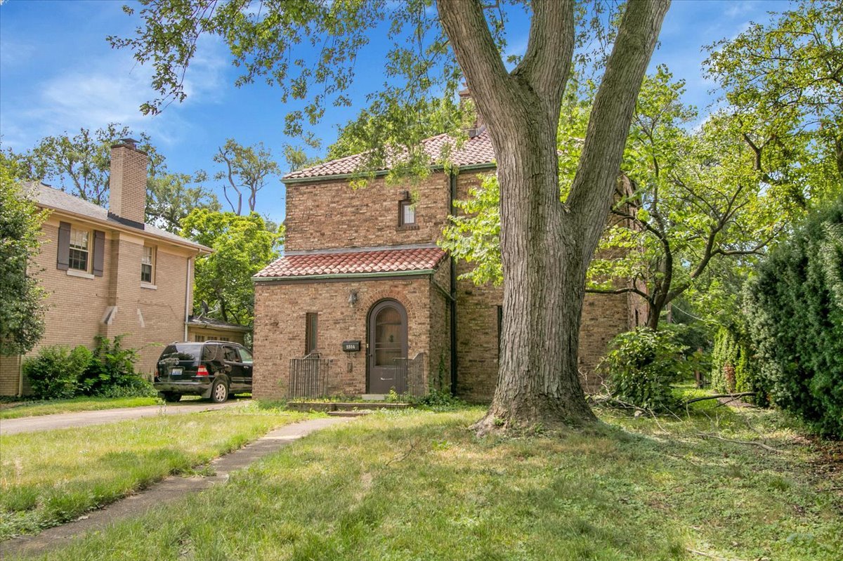 2324 Marston Lane, Flossmoor, IL 60422