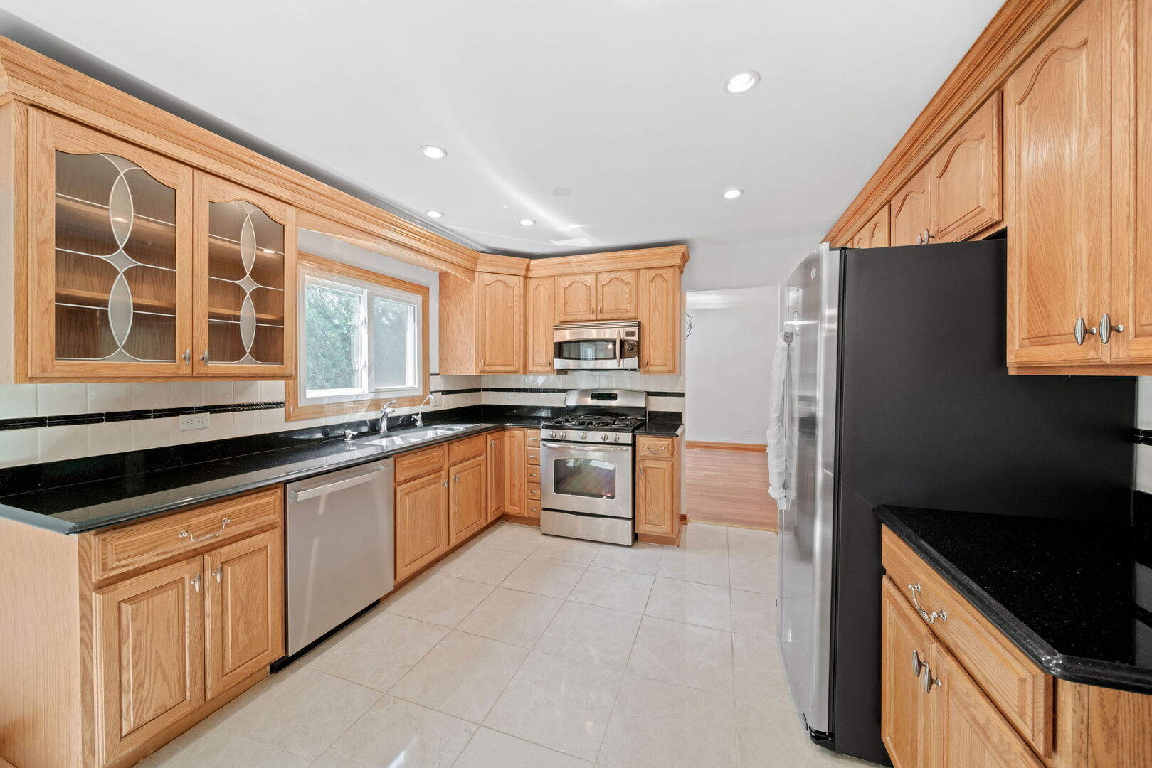 720 Dunhill Drive, Buffalo Grove, IL 60089