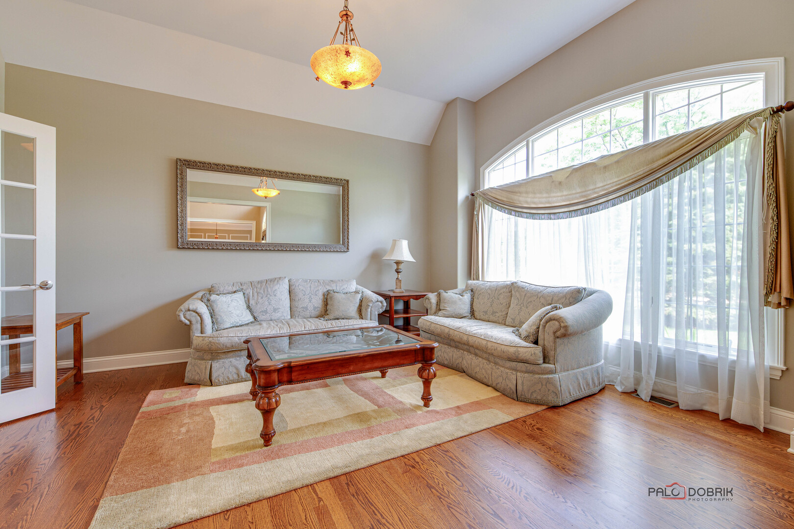 1304 Lingonberry Court, Libertyville, IL 60048
