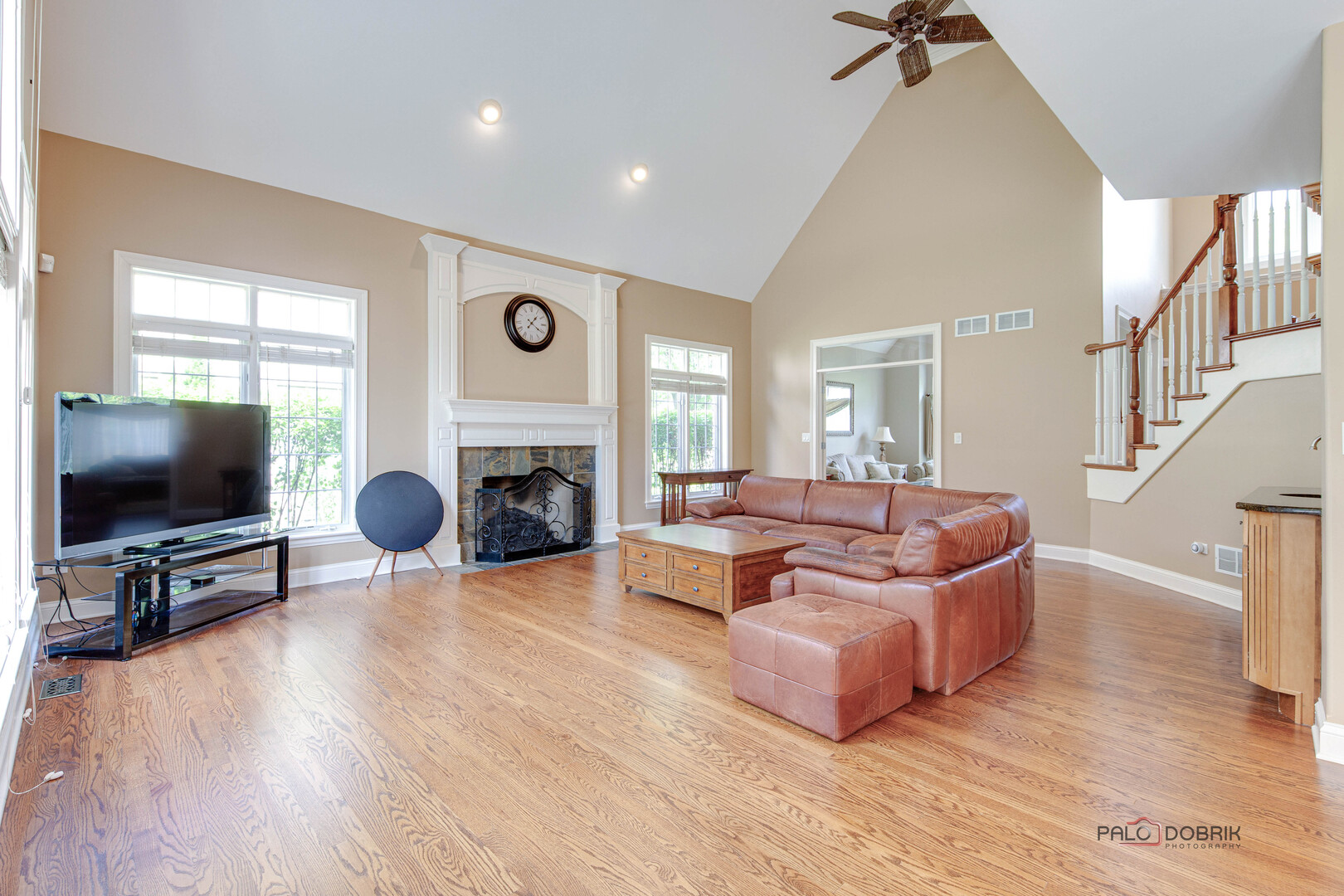 1304 Lingonberry Court, Libertyville, IL 60048
