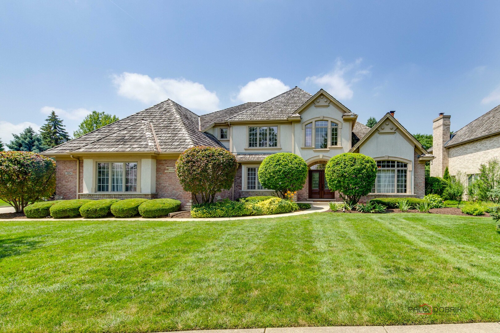 1304 Lingonberry Court, Libertyville, IL 60048