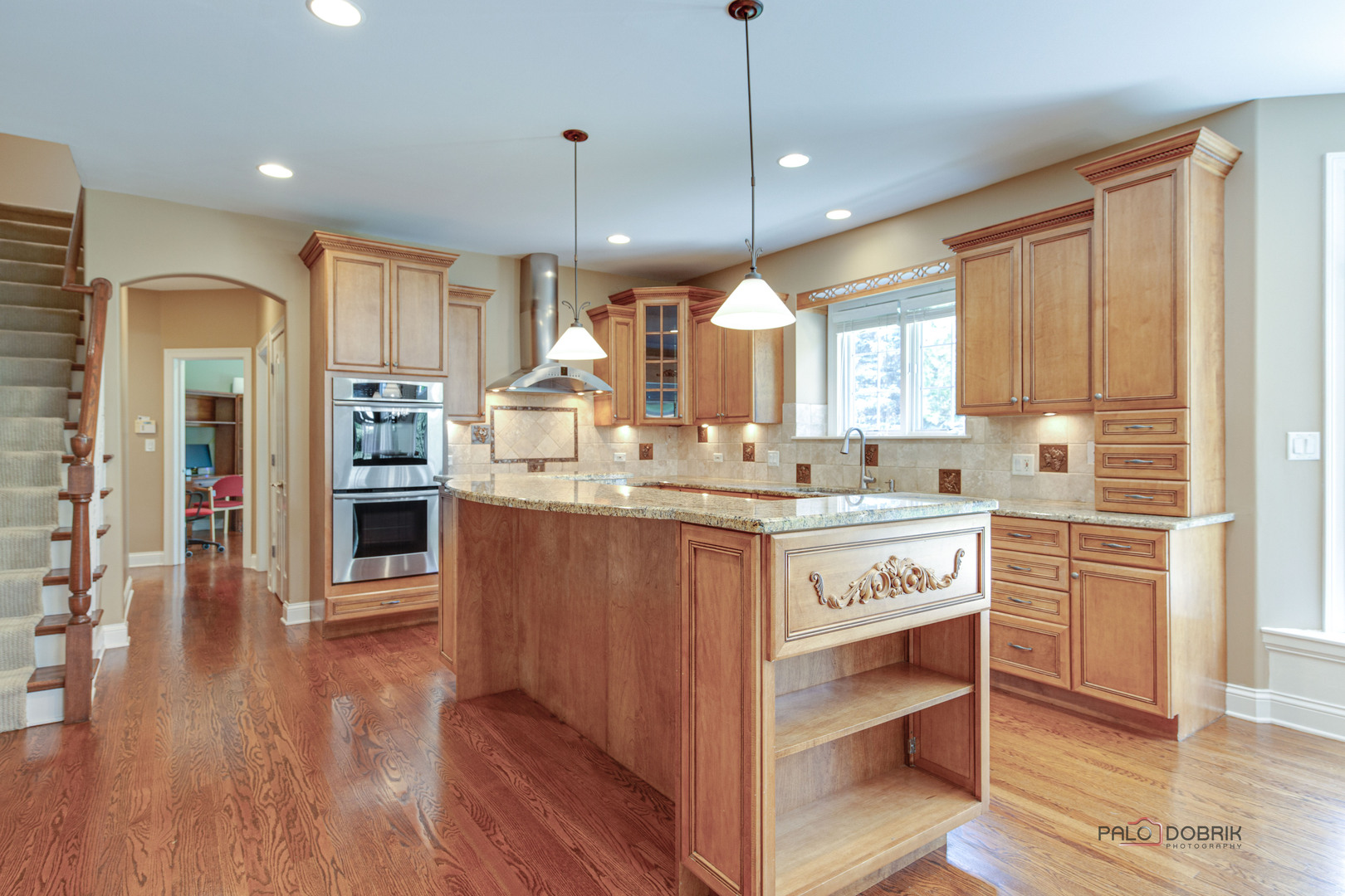 1304 Lingonberry Court, Libertyville, IL 60048