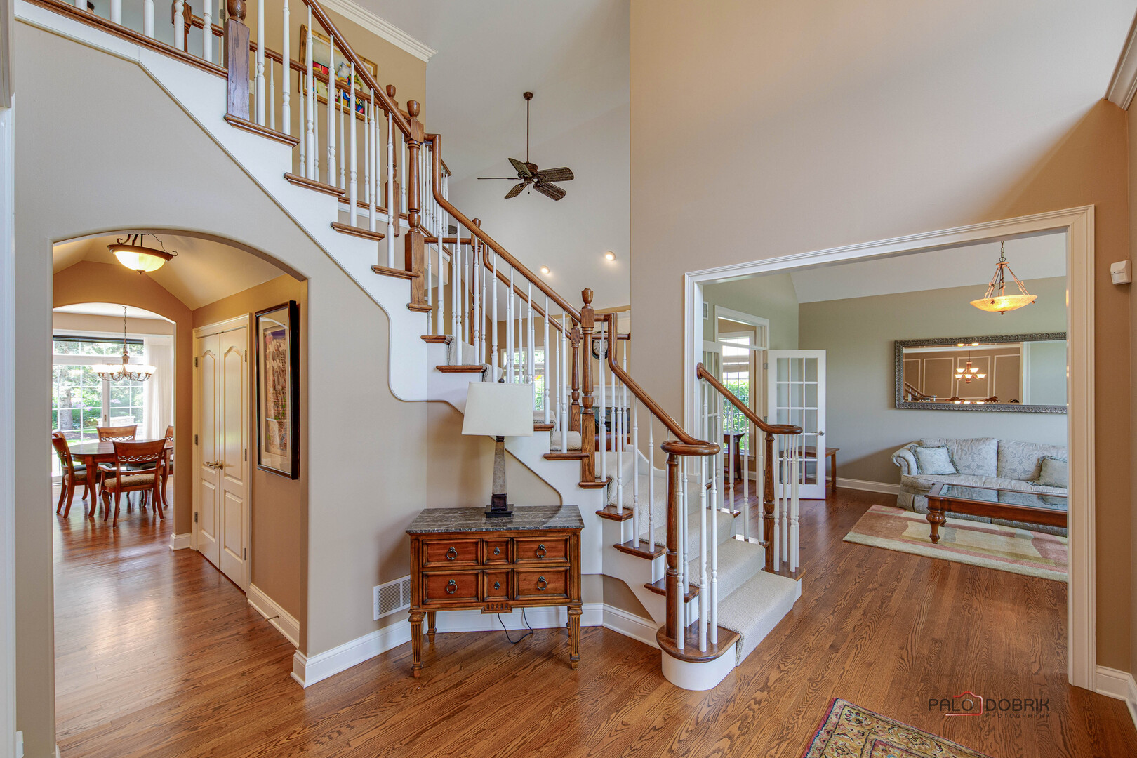 1304 Lingonberry Court, Libertyville, IL 60048