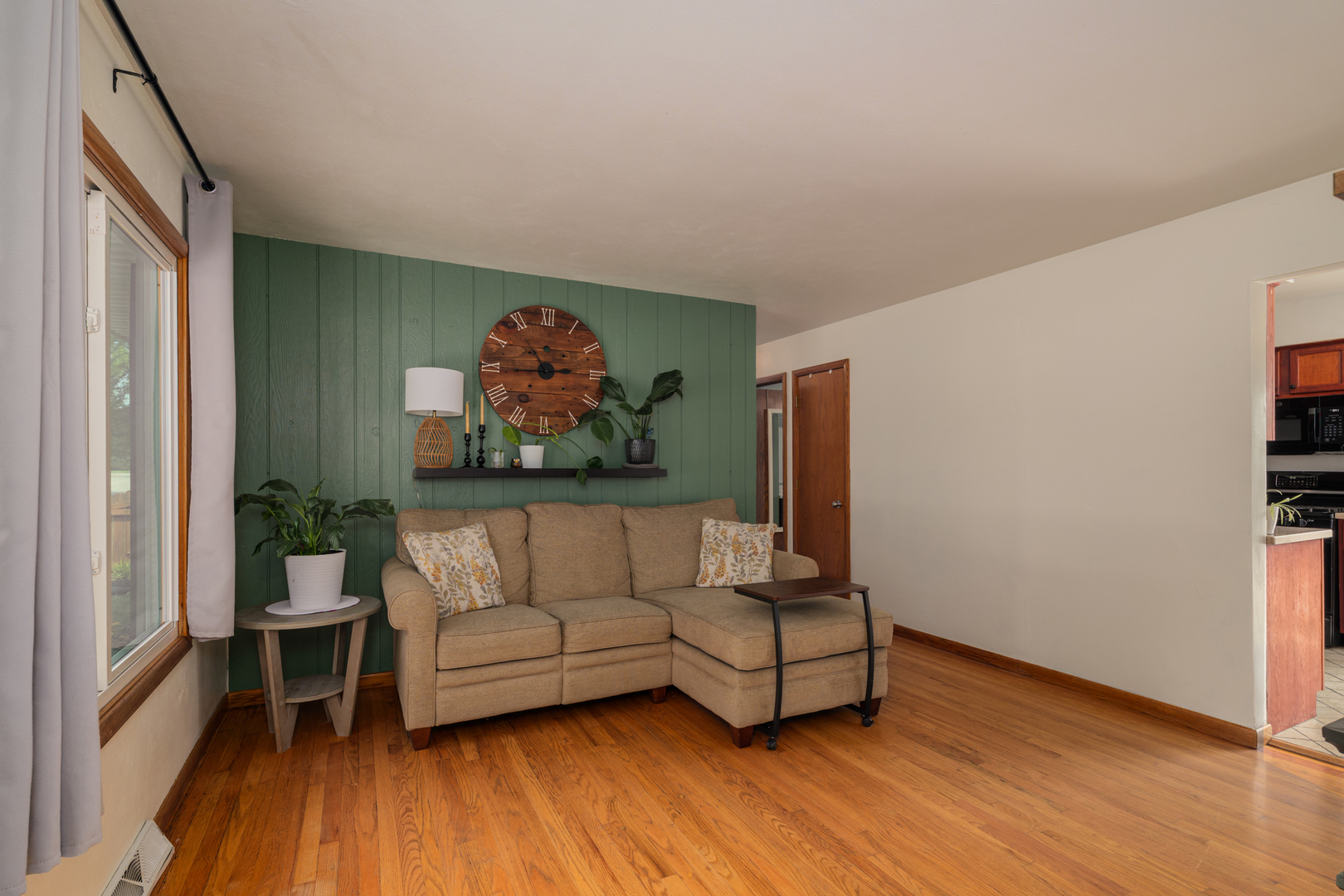 4609 Pershing Boulevard, Kenosha, WI 53144