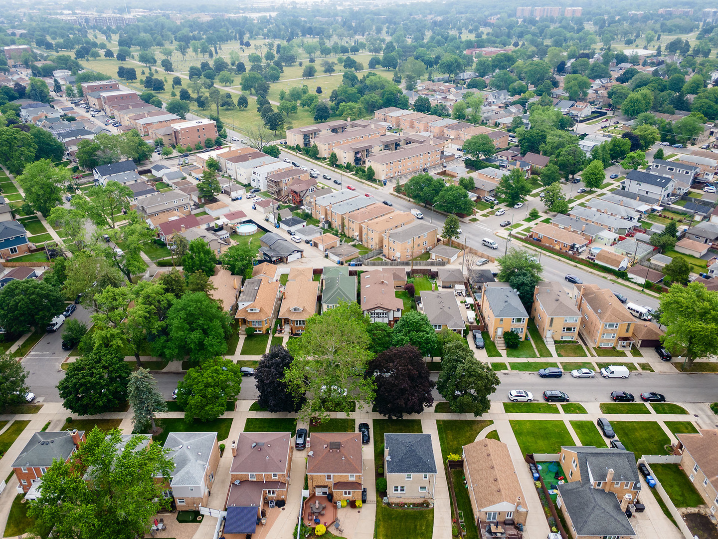 6527 N Onarga Avenue, Chicago, IL 60631