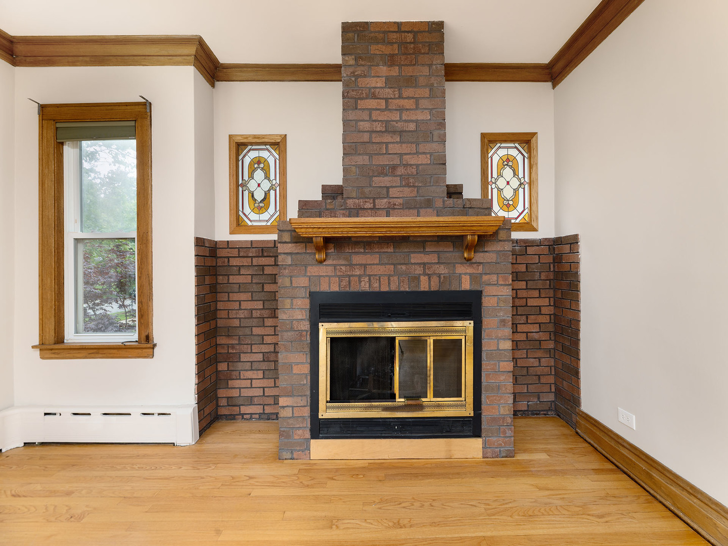 6527 N Onarga Avenue, Chicago, IL 60631