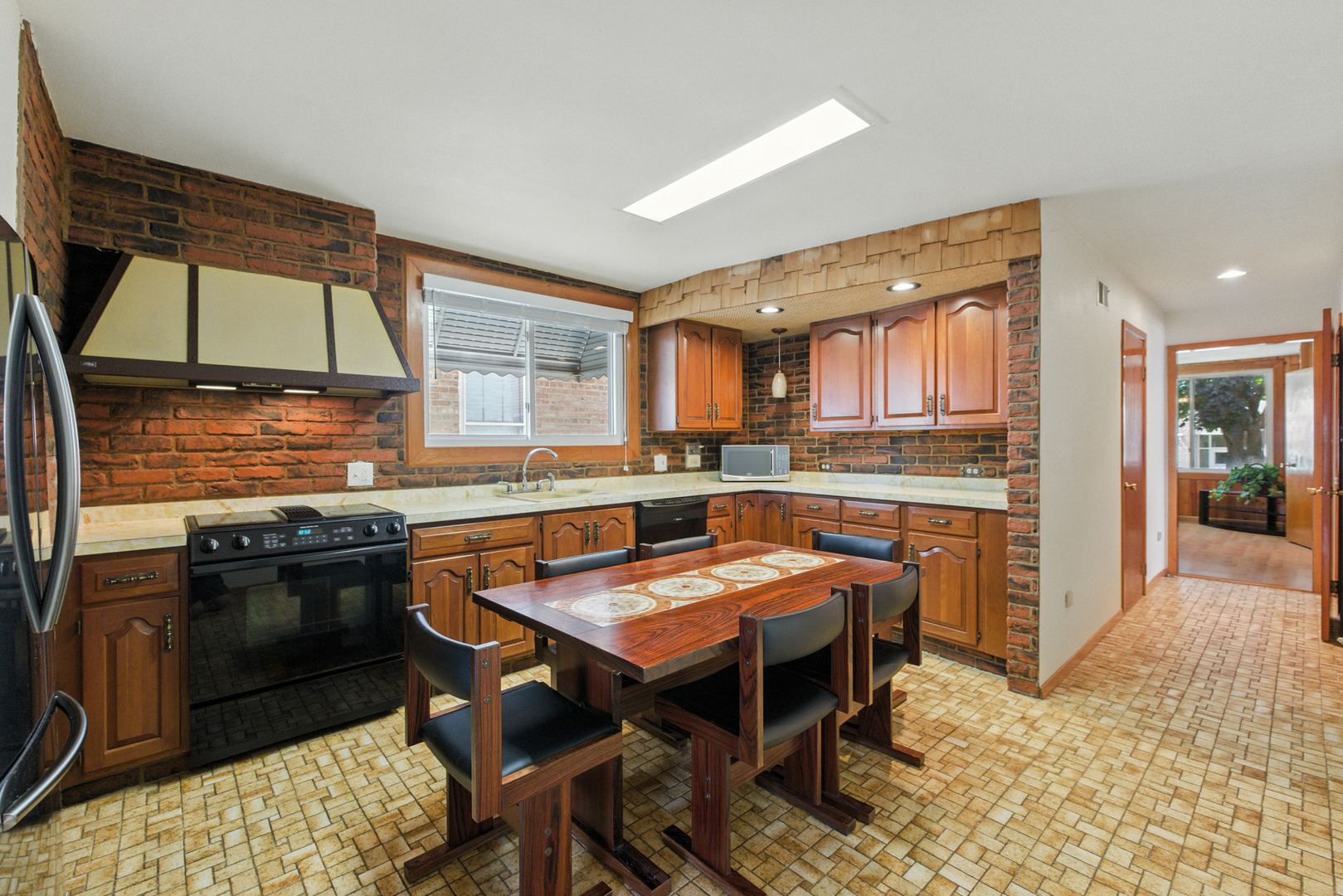 2515 Highland Avenue, Berwyn, IL 60402