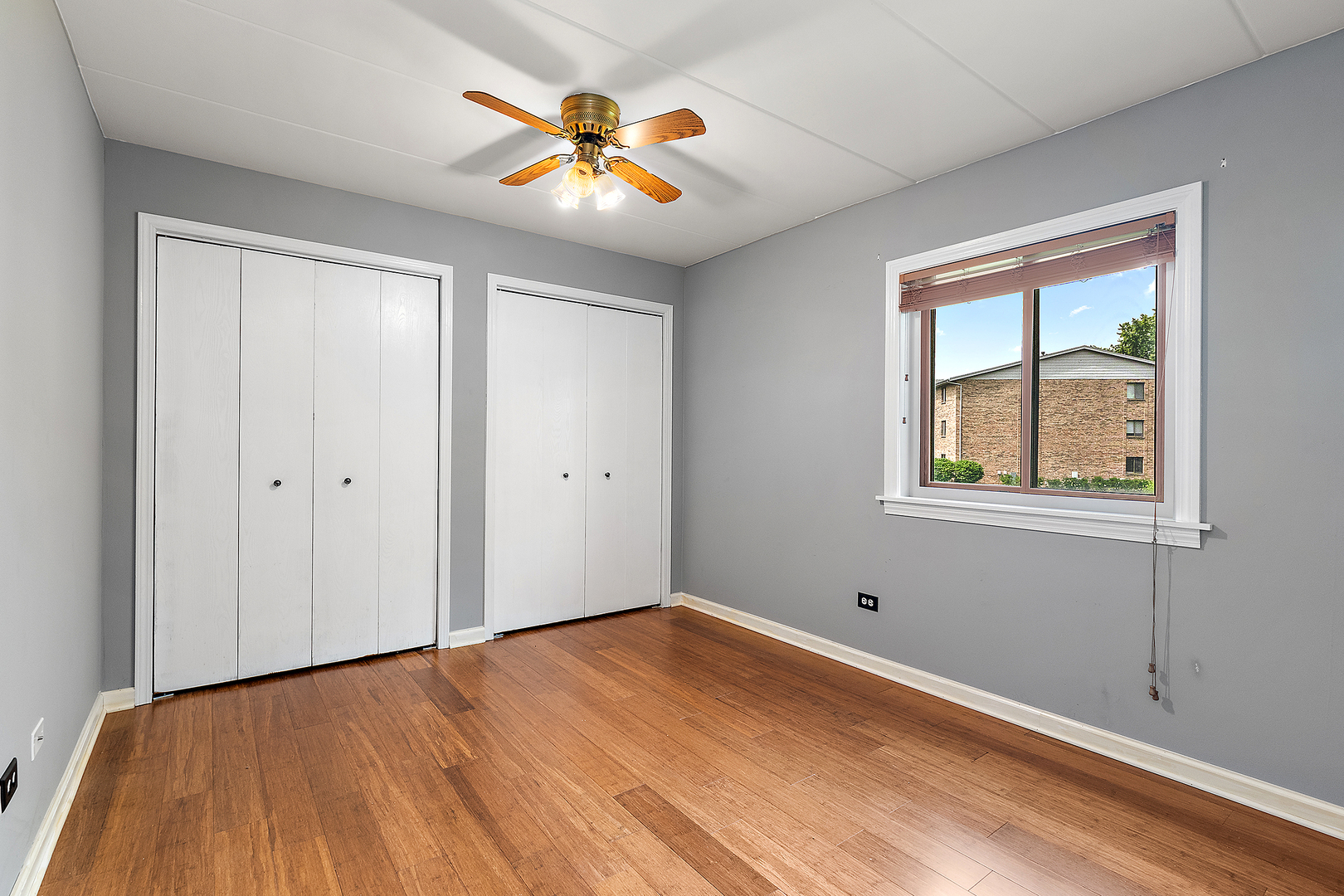 13248 W Circle Drive Parkway #407, Crestwood, IL 60418
