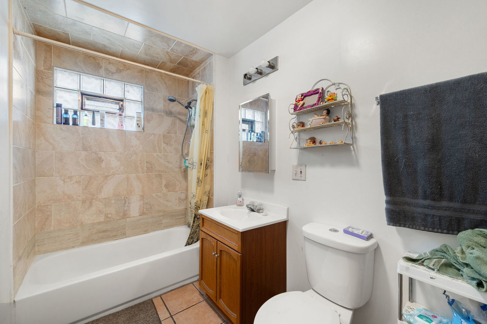 6021 S Archer Road, Summit, IL 60501