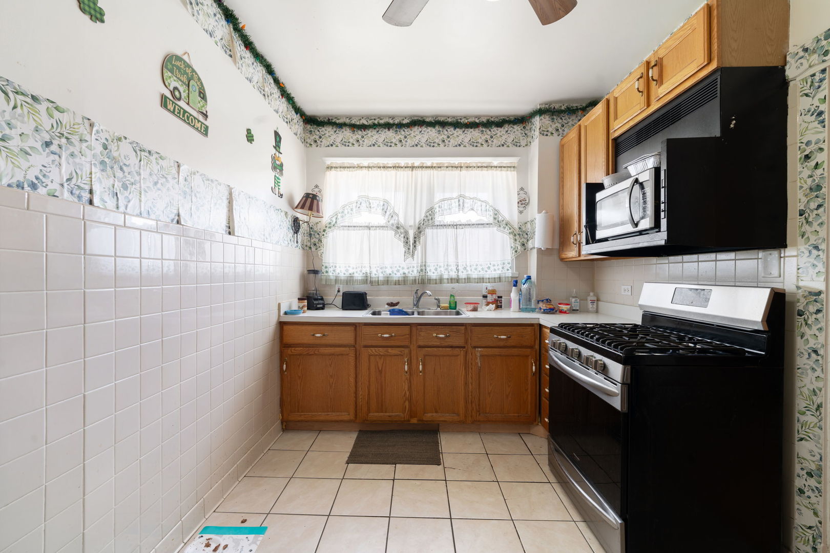6021 S Archer Road, Summit, IL 60501