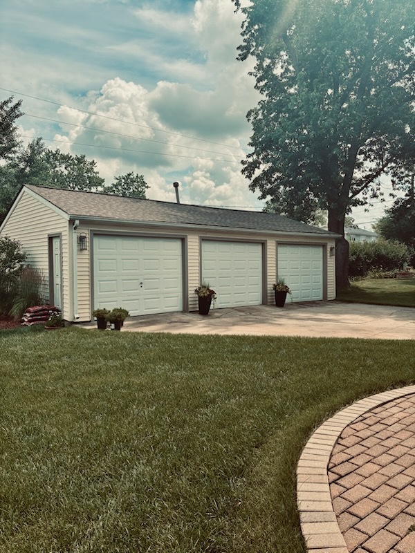 1735 Highland Boulevard, Hoffman Estates, IL 60169