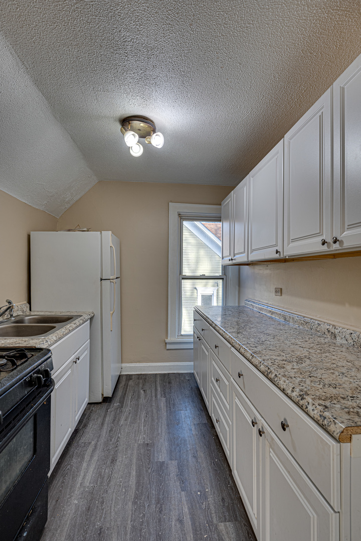 474 Addison Street #2, Elgin, IL 60120