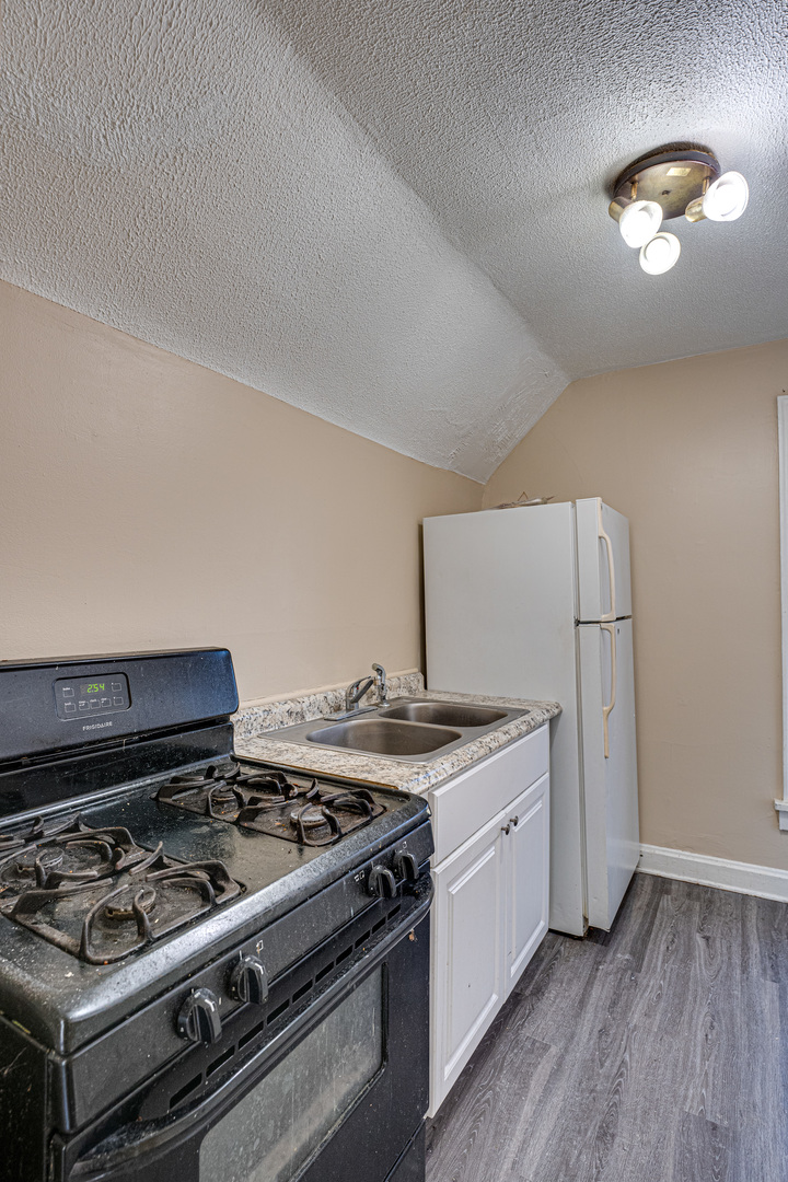474 Addison Street #2, Elgin, IL 60120