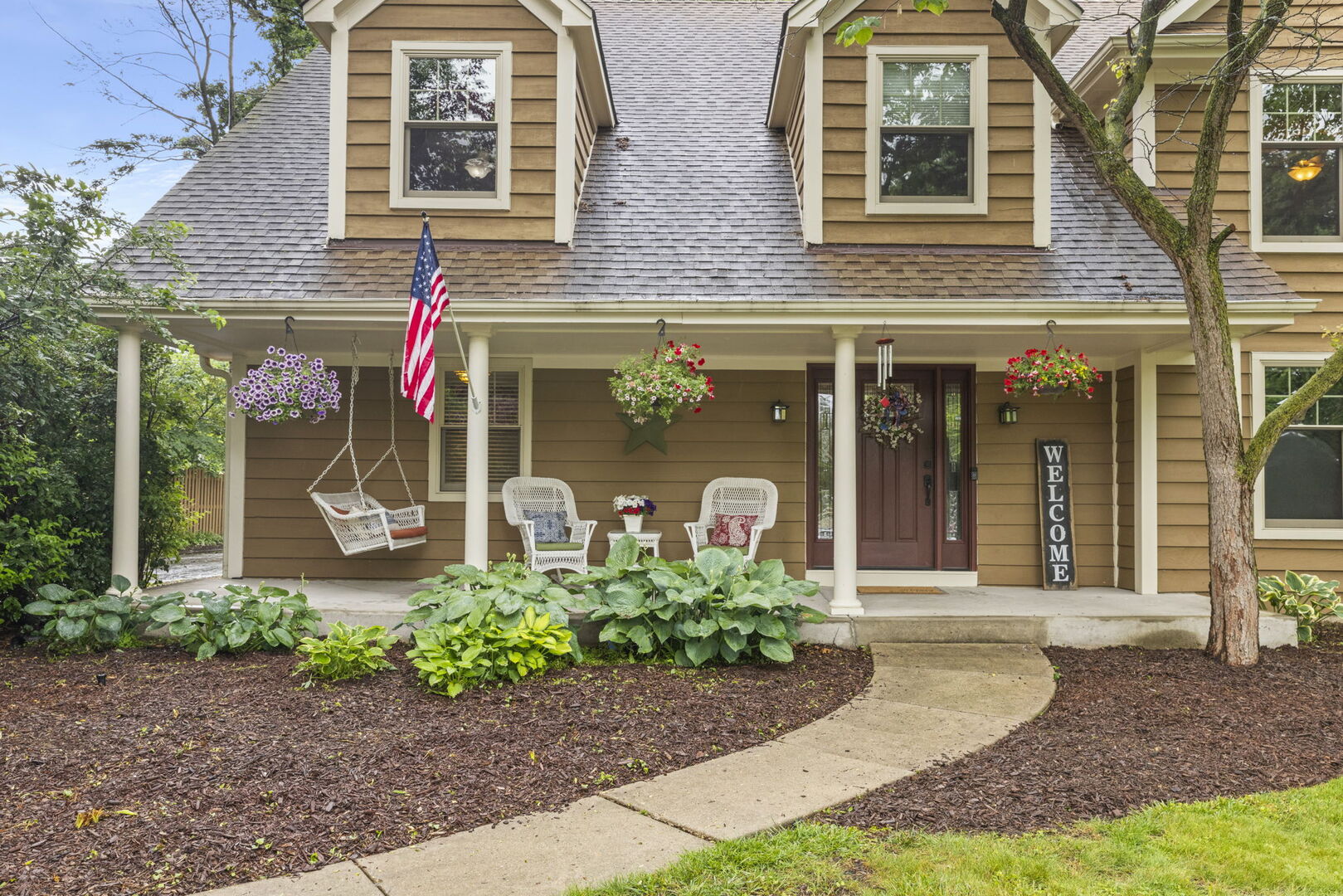 1310 Yorkshire Woods Court, Wheaton, IL 60189