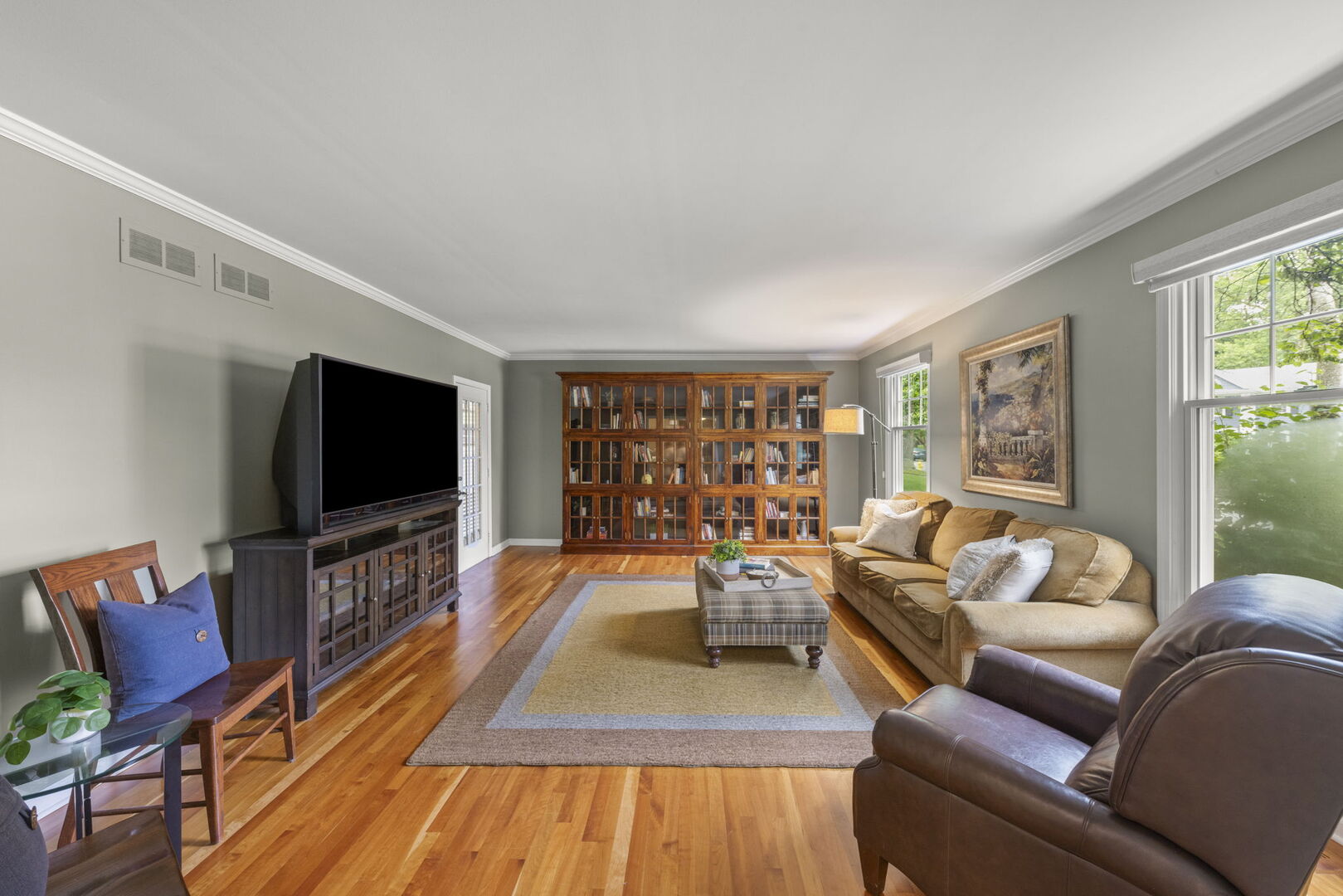 1310 Yorkshire Woods Court, Wheaton, IL 60189