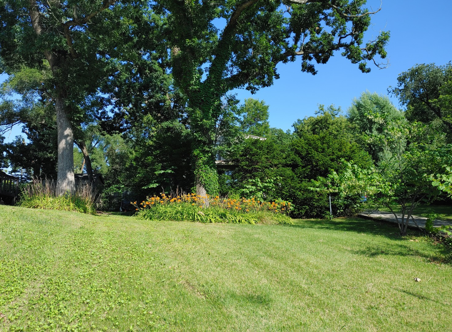 430 Elm Court, Twin Lakes, WI 53181