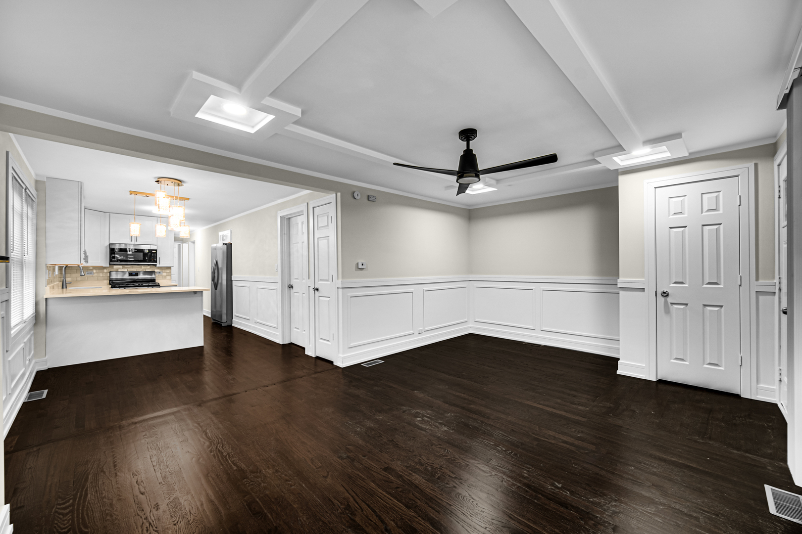 55 E 75th Street, Chicago, IL 60619