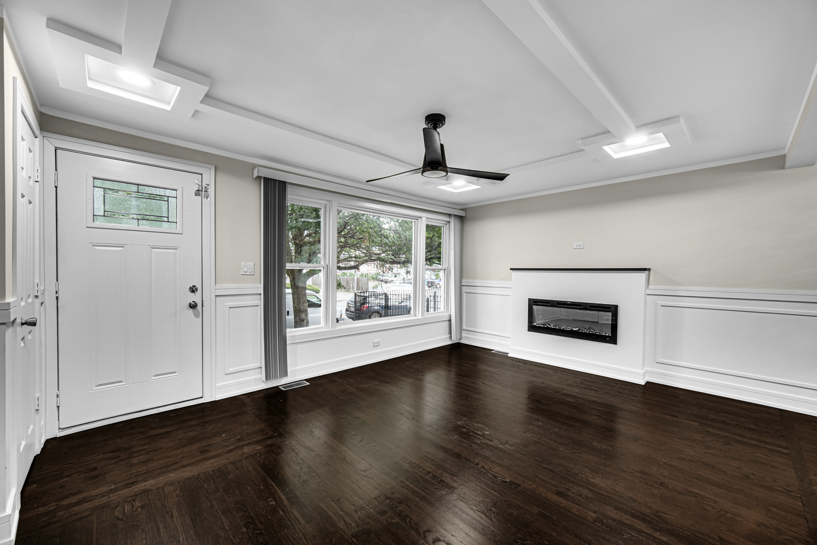 55 E 75th Street, Chicago, IL 60619