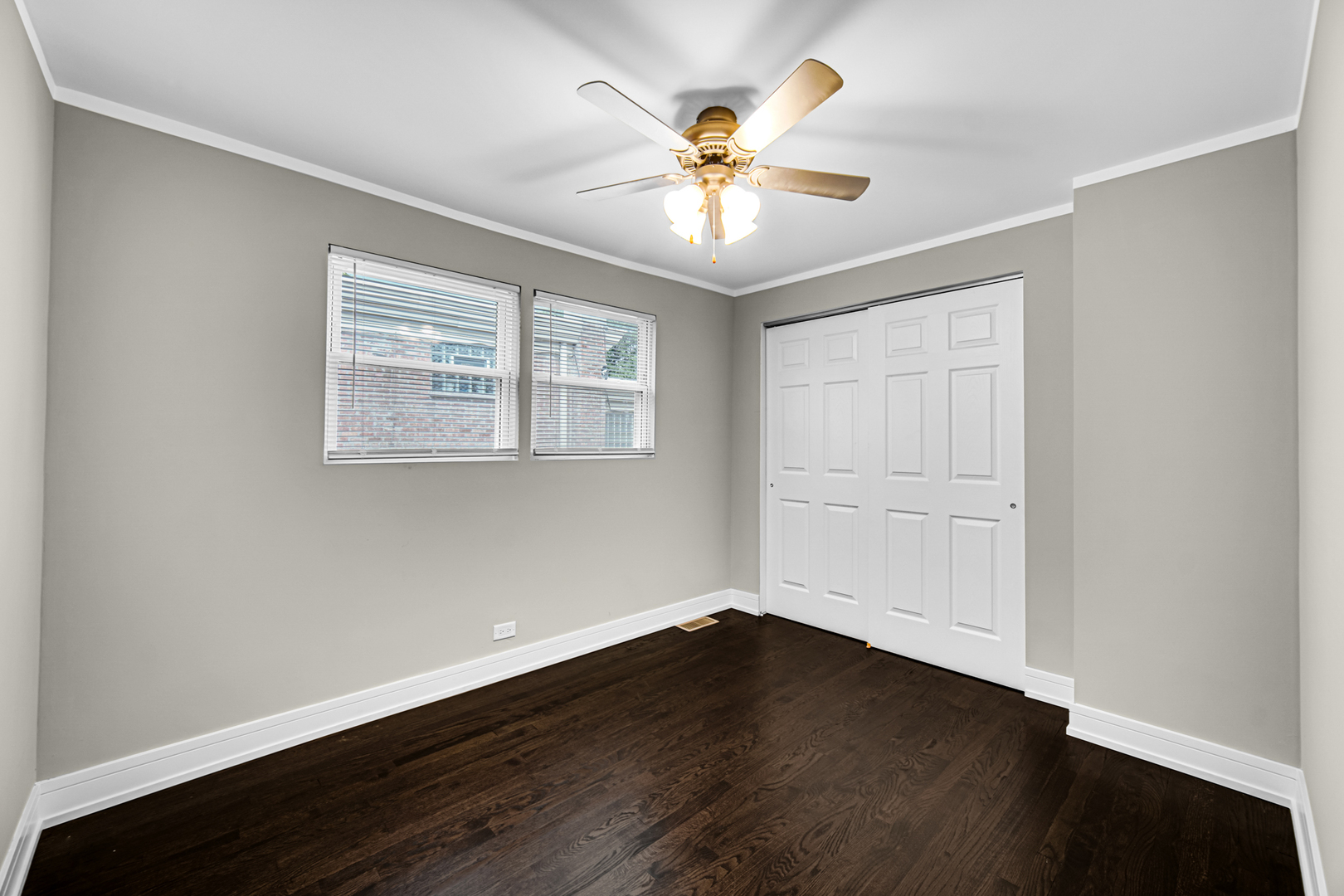 55 E 75th Street, Chicago, IL 60619